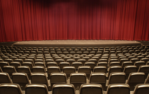 ОХУ: Театруудын суудлыг шинэчлэн зохион байгуулна