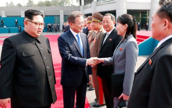 Ким Жон Ун БНСУ-ын эсрэг цэргийн ажиллагаануудаа хойшлууллаа