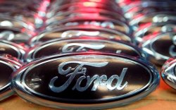 “Форд” компани 2.15 сая автомашинаа эргүүлэн татна