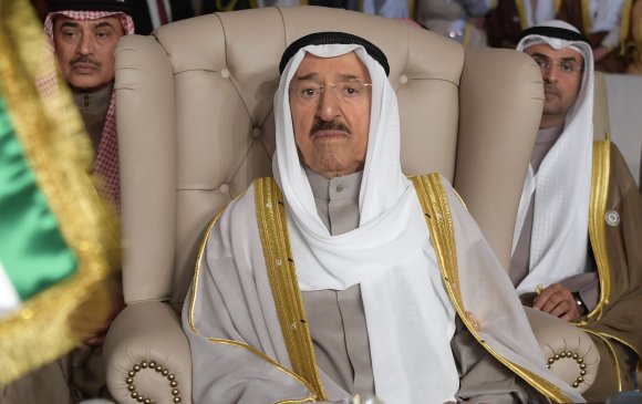 Кувейтийн 91 настай эмир АНУ-д сувилуулахаар явжээ