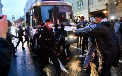 Москвад Путиныг эсэргүүцсэн 142 хүнийг баривчилжээ