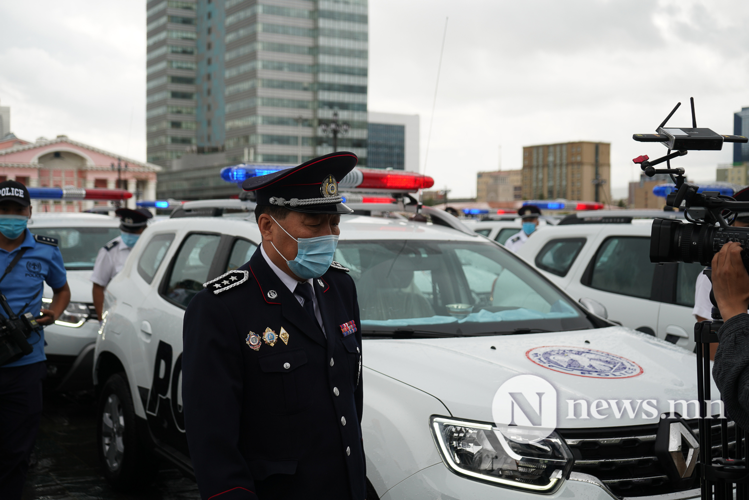 Нийслэлийн эрүүл мэнд, цагдаагийн байгууллагад 92 автомашин гардуулж байна (33 of 45)