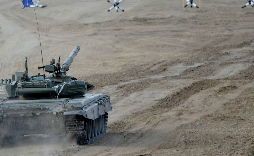 АНУ-д Оросын Т-72 танкийг устгах сургуулилалт хийжээ