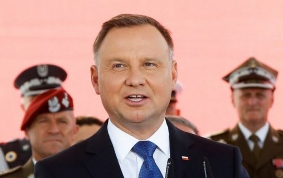 Польшийн Ерөнхийлөгч коронавирусийн халдвар авчээ