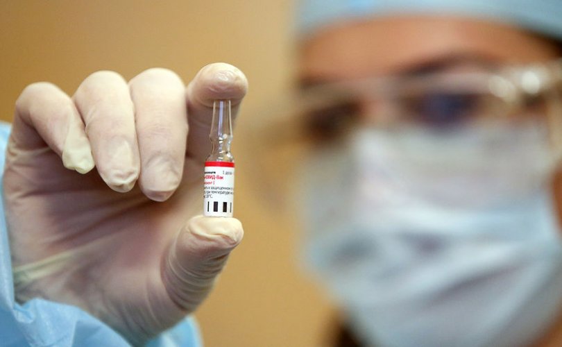 Оросын COVID-19-ийн эсрэг вакцин 1000 орчим рублийн үнэтэй гарна