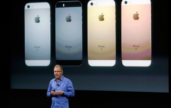 Шинэ iPhone-ууд 69 мянгаас 109,99 мянган рублиэр худалдаалагдана
