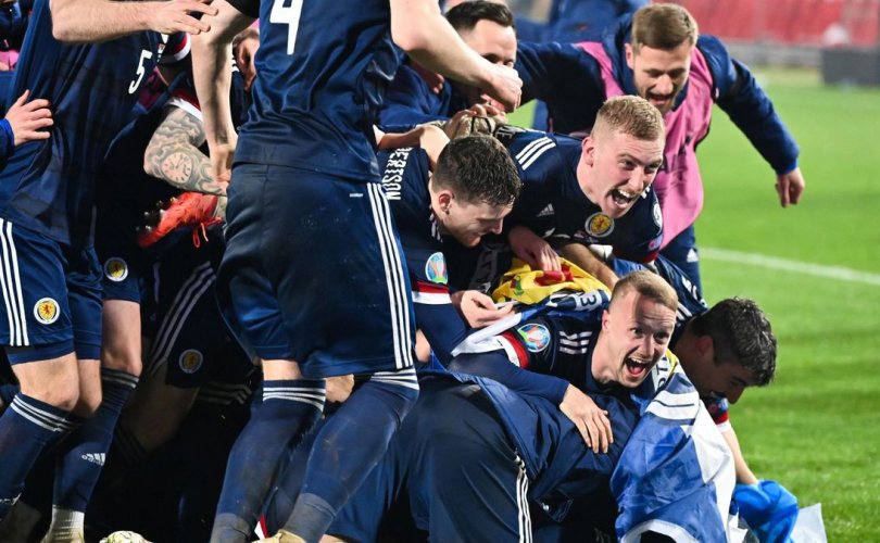 Евро-2020: Исланд өнжиж, Хойд Македон анх удаа оролцоно