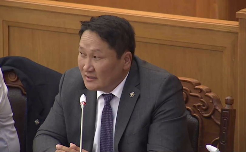 Н.Ганибал: Монголын ард түмэнд чихэр долоолгосоор өнөөдрийг хүрлээ