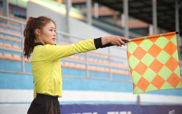 Ө.Батцэцэг Монголын анхны FIFA зэрэглэлтэй эмэгтэй шүүгч боллоо