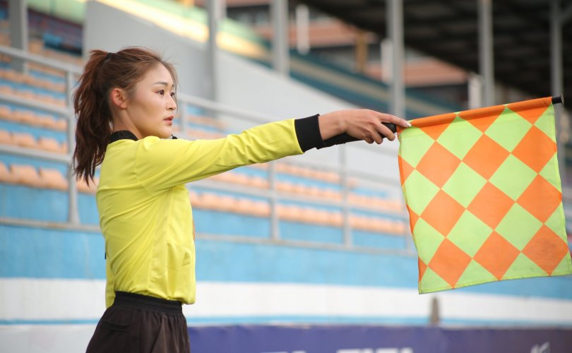 Ө.Батцэцэг Монголын анхны FIFA зэрэглэлтэй эмэгтэй шүүгч боллоо