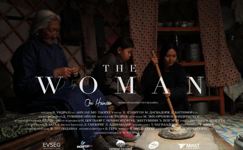 “Тhe Woman” кино “Шилдэг зураглаач”-ийн шагнал хүртжээ