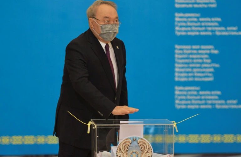 Казахстан: Парламентын сонгуульд эрх баригч нам ялжээ