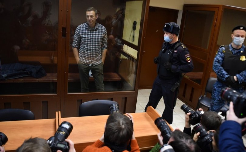 Навальныйг 2.5 жил хорьж, 850 мянган рублиэр торгоно
