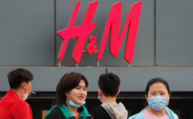 H&М Хятадын зах зээлээс арчигдлаа