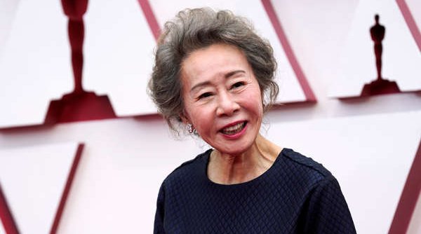 Оскар 2021: Анх удаа ази эмэгтэй шилдэг найруулагч боллоо | News.MN