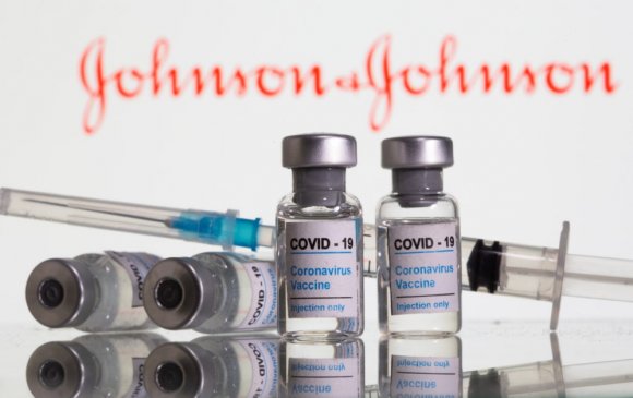 АНУ “Johnson & Johnson”-ны вакциныг дахин ашиглаж эхэлжээ