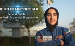 Араб анхны эмэгтэй сансрын нисэгчээ танилцууллаа