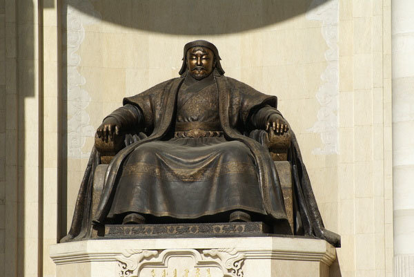 Францад Чингис судлалыг сонирхох хандлага нэмэгджээ