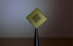 Процессорын хурдыг сайжруулах 2 нанометрийн чип бүтээжээ