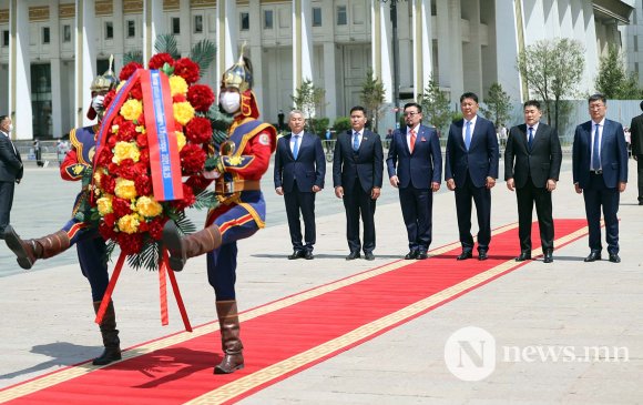 Юун алсын хараа, амьдралаа хараач!