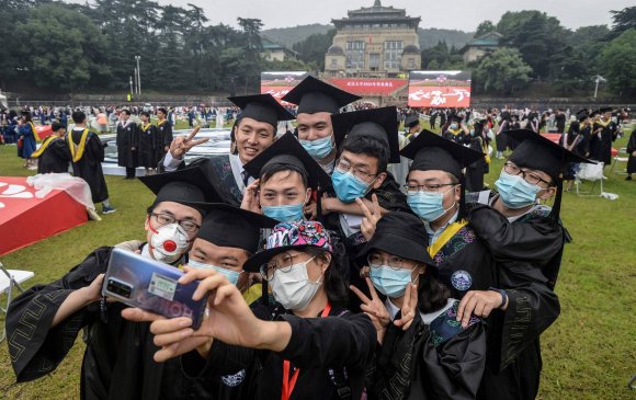 Хятад яагаад гадаад оюутнуудаа хүлээж авахгүй байгаа вэ?