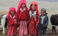 Киргизстан улс Афганистанаас нутаг нэгтнүүдээ татан авна