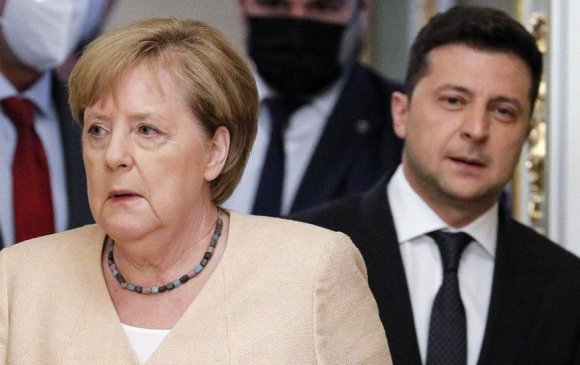 Меркель: “Хойд урсгал 2”-ыг Украины эсрэг ашиглахгүй