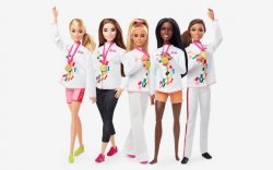 “Barbie” олимпийн цуглуулгадаа ази төрх тусгаагүйгээс шүүмжлүүлэв