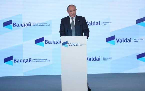 Путин: Хувьсгал бол хямралын гарц бус, хямралыг хурцатгах зам
