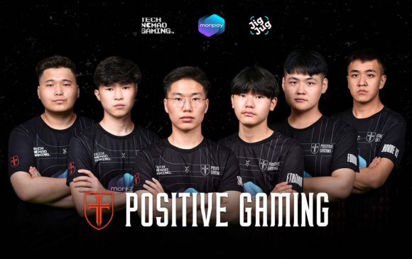"Positive Gaming" баг и-спортын дэлхийн шилдэгт багтжээ