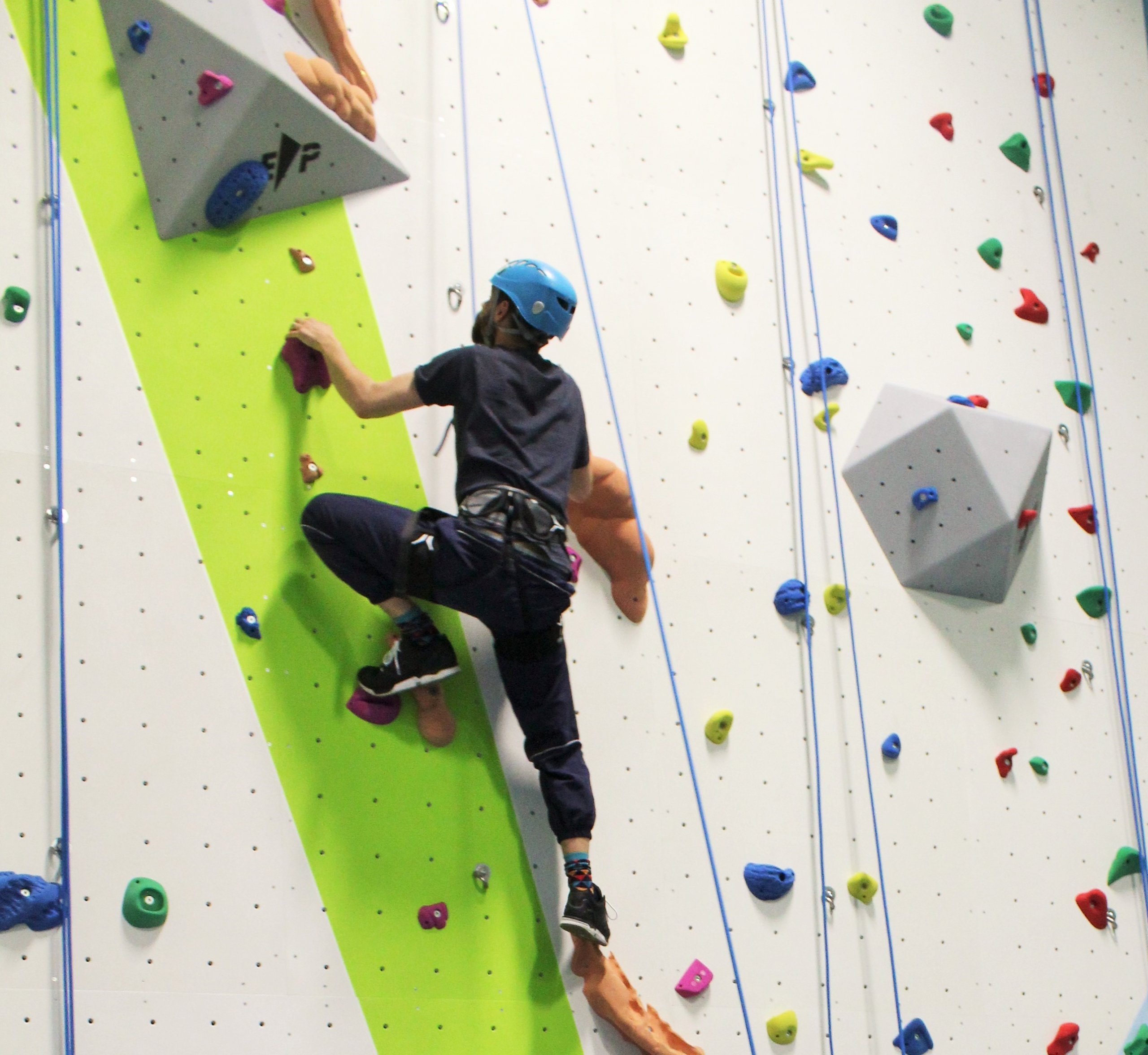 West-Wight-Climbing-Wall-7-2