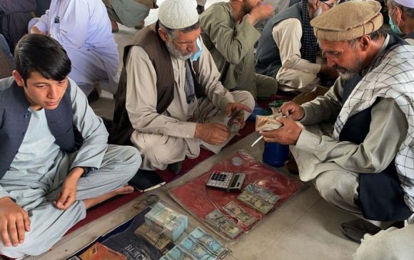 Афганистанд гадаад валют ашиглахыг бүрэн хориглолоо