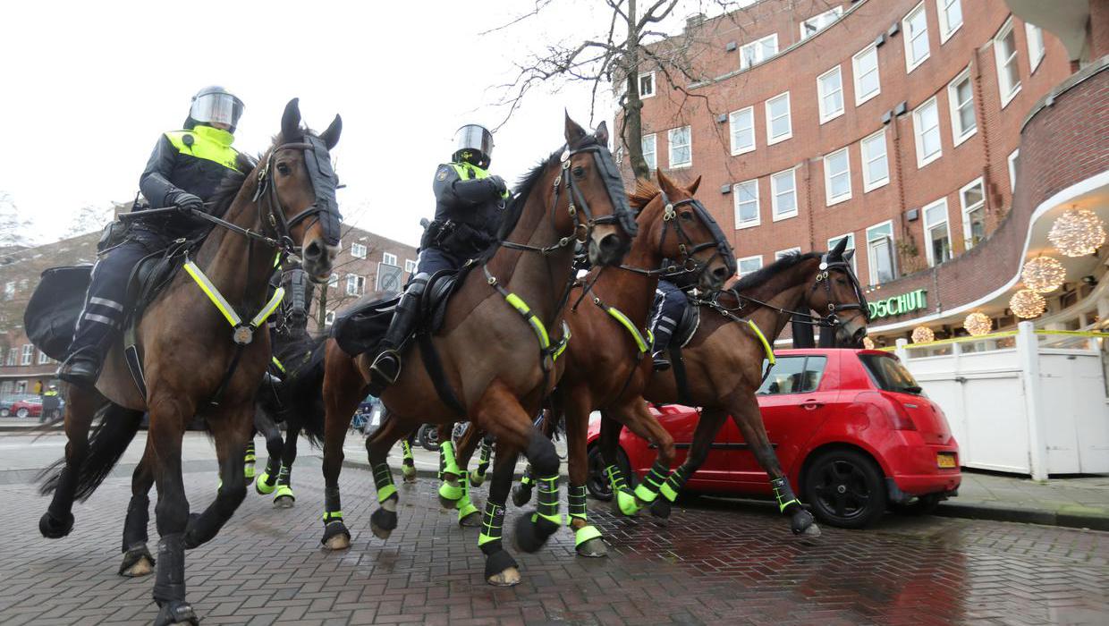 EM-Two-people-were-injured-when-the-Dutch-police-fired-warning-shots-during-the-Covid-19-riot