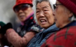 "Хөгширч буй" Хятад ахмад настны тусламж үйлчилгээг сайжруулна