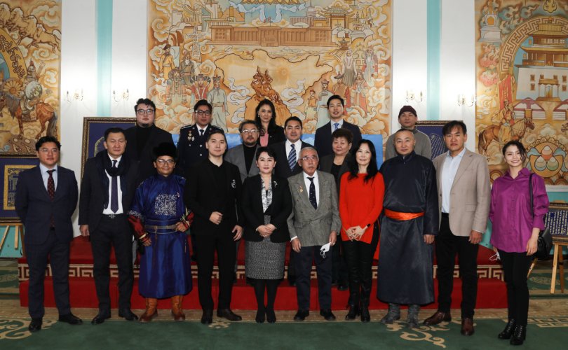 Монгол Улсын Соёлын элч нар чуулж, бодлогын асуудал хэлэлцжээ
