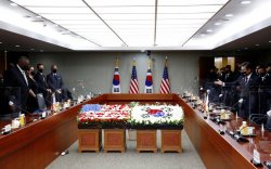 БНСУ болон АНУ хамтран Хойд Солонгосыг ажиглалтад авчээ