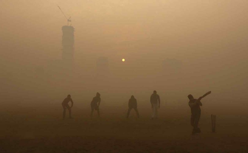 Дэлхийн хамгийн их агаарын бохирдолтой 100 хот бүгд Азид байна