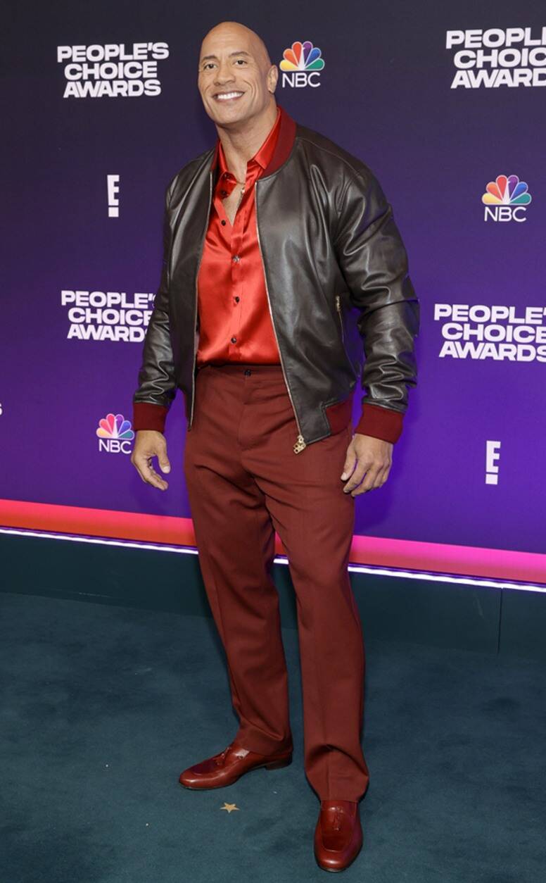 rs_634x1024-211207175121-634-dwayne-the-rock-johnson-peoples-choice-awards-2021