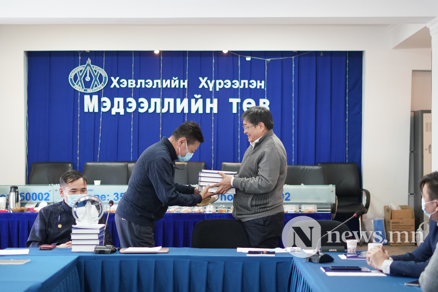 Монгол бичгийн үндэсний хөтөлбөрийг хэрэгжүүлэхэд хэвлэл мэдээллийн байгууллагуудын үүрэг, оролцоо (13 of 14)