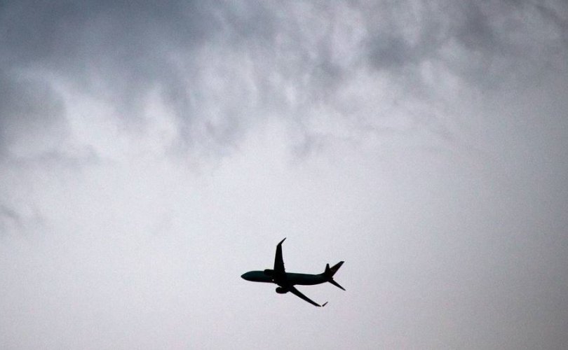 Канад улс Украин руу тагнуулын төхөөрөмж ачсан онгоц илгээжээ