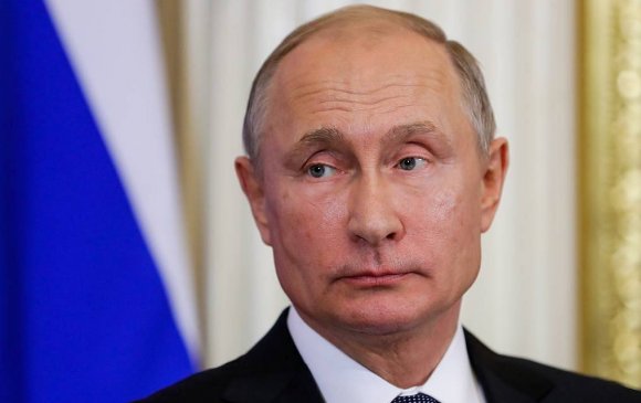 Путин Порошенкод улс төрийн орогнол амлажээ