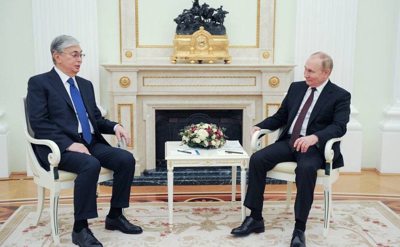 Токаев: Путинтэй хийсэн яриа сонирхолтой, ширүүн байсан
