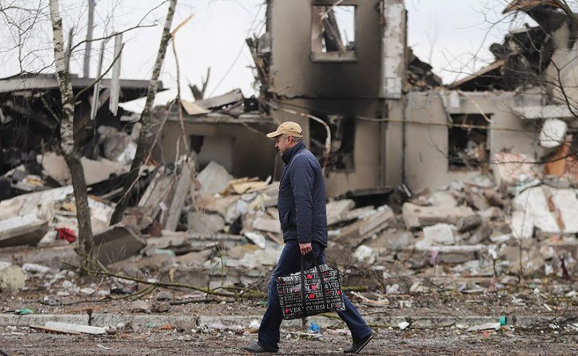 Фото: Украины хотууд Оросын дайралтын өмнө VS дараа