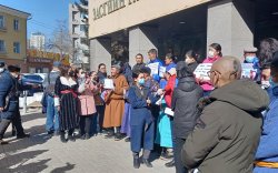 “Эрдэнэ Монгол” ХК-ийг залуучууд дэмжиж, хөгшчүүл үгүйсгэж байна
