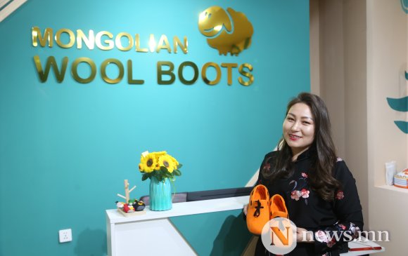 “Mongolian wool boots” брэнд: Экологид ээлтэй урланд саатаарай