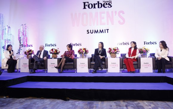 “Forbes women summit – 2022” арга хэмжээний үеэр найман салбарын шилдэг эмэгтэйг тодрууллаа