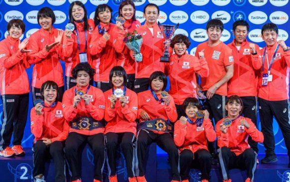 Японы гурван дэлхийн аварга бүсгүй Монголд зодоглоно