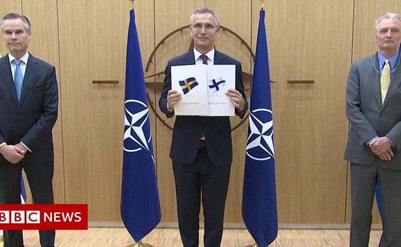 Финланд, Швед улсууд НАТО-д элсэх өргөдлөө албан ёсоор илгээв