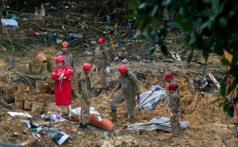Бразилд аадар борооны улмаас 126 хүн амиа алдав