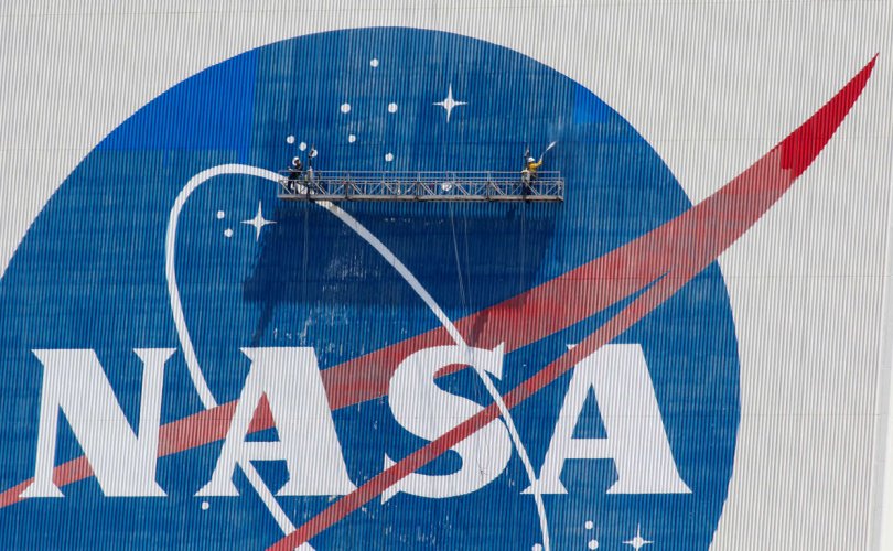 NASA судалгаа хийхээр Австралийн хойд хэсгээс пуужин хөөргөнө